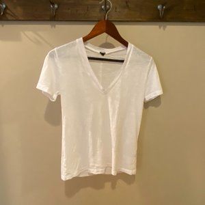Monrow Heathered White V-Neck Tee
